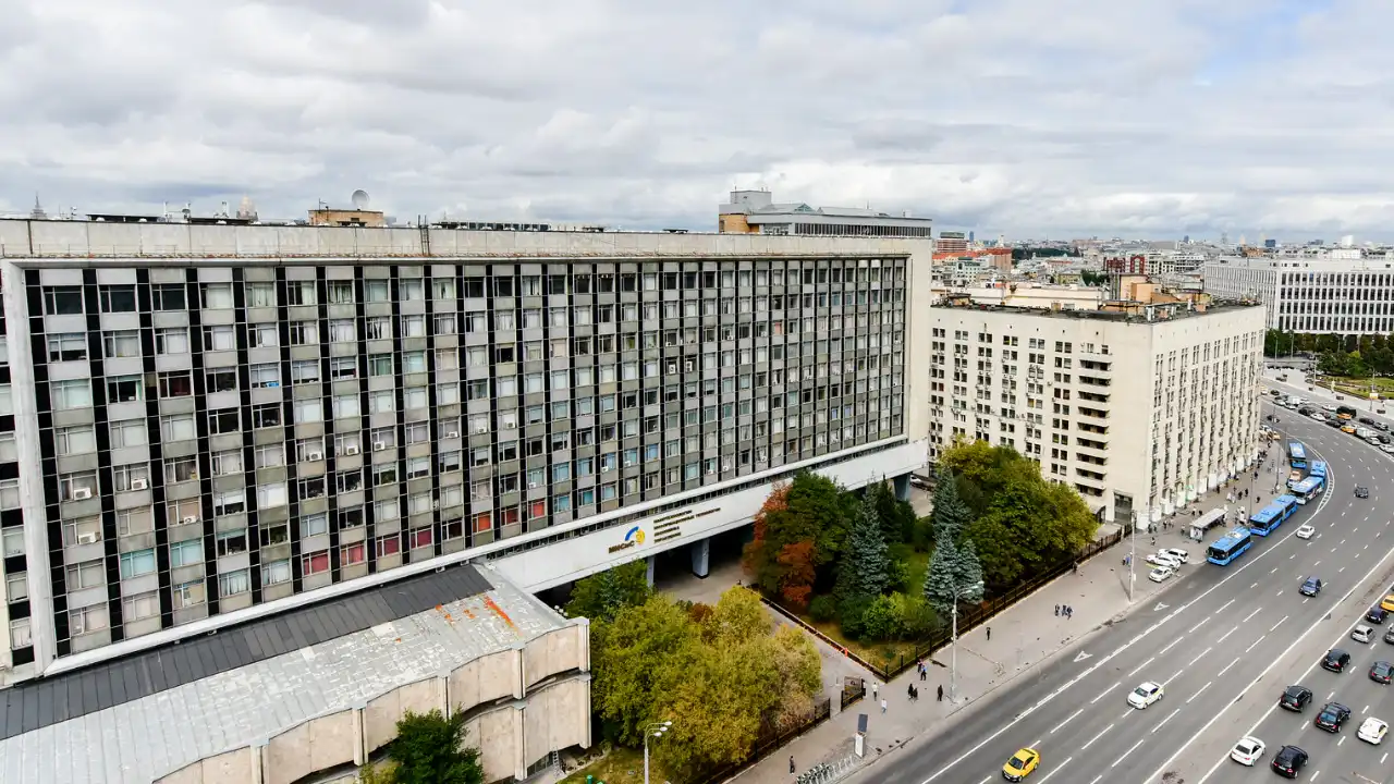 Tòa nhà chính Đại học Nghiên cứu Khoa học và Công nghệ MISiS