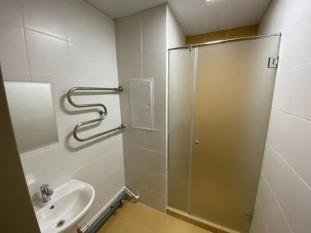 Phòng tắm trong Ký túc xá số 13