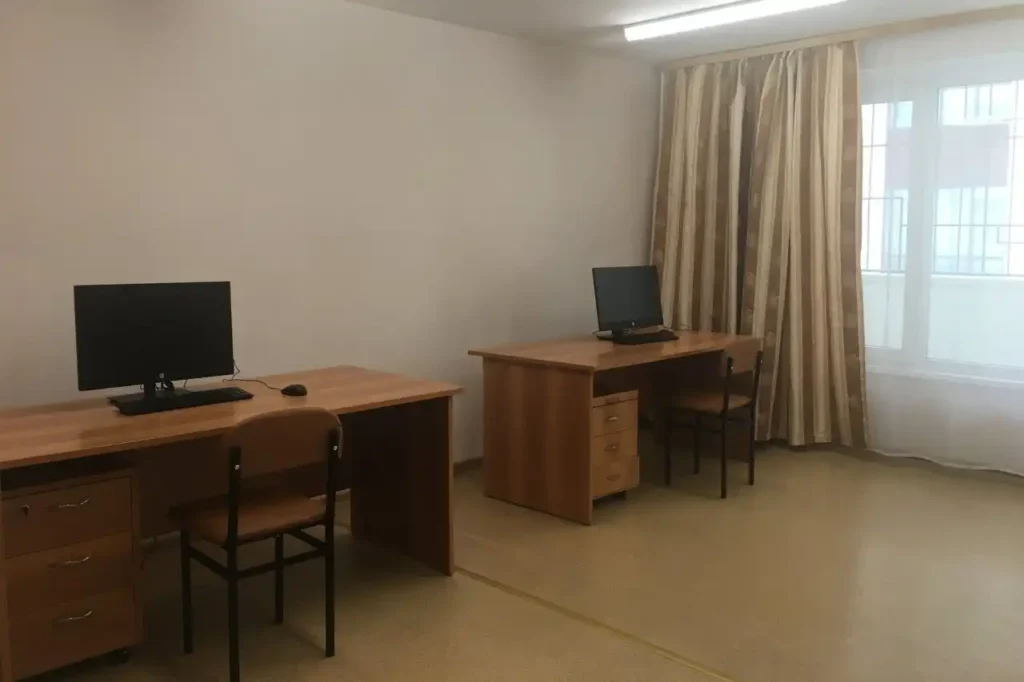 Phòng tự học trong Ký túc xá của Đại học Kinh tế Nga mang tên Plekhanov