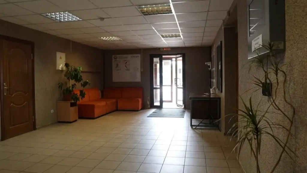 Sảnh sinh hoạt chung trong Ký túc xá Đại học Liên bang Baltic mang tên Kant