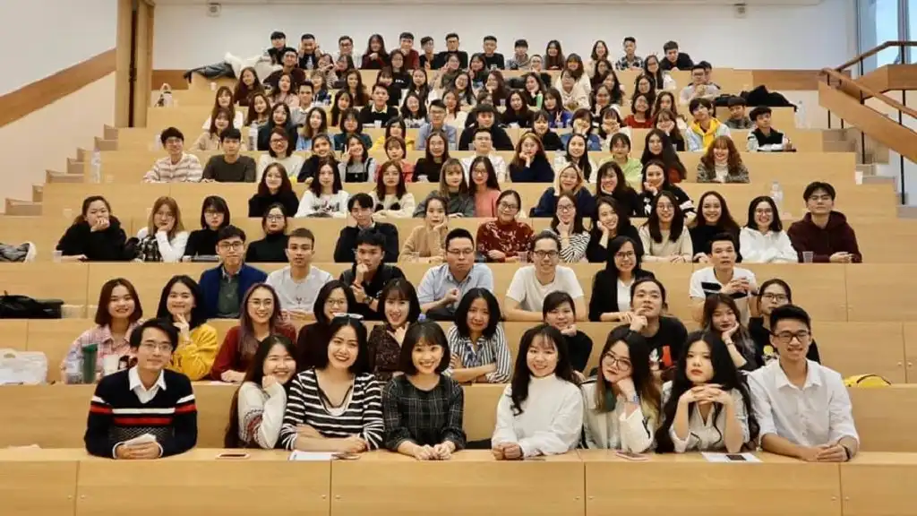 Sinh viên Đại học Kinh tế Plekhanov tổ chức họp mặt đầu năm học, ngày 3/11/2019
