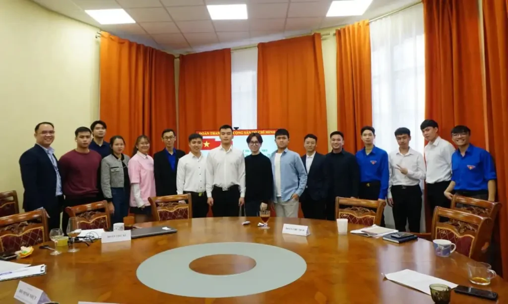 Sinh viên Đại học Mỏ Quốc gia Saint Petersburg tổ chức Đại hội Chi đoàn nhiệm kỳ 2023-2024, ngày 19/11/2023