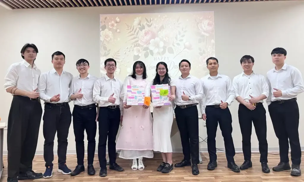 Sinh viên Đại học Mỏ Quốc gia Saint Petersburg tổ chức mừng Ngày Quốc tế Phụ nữ, tháng 3/2025