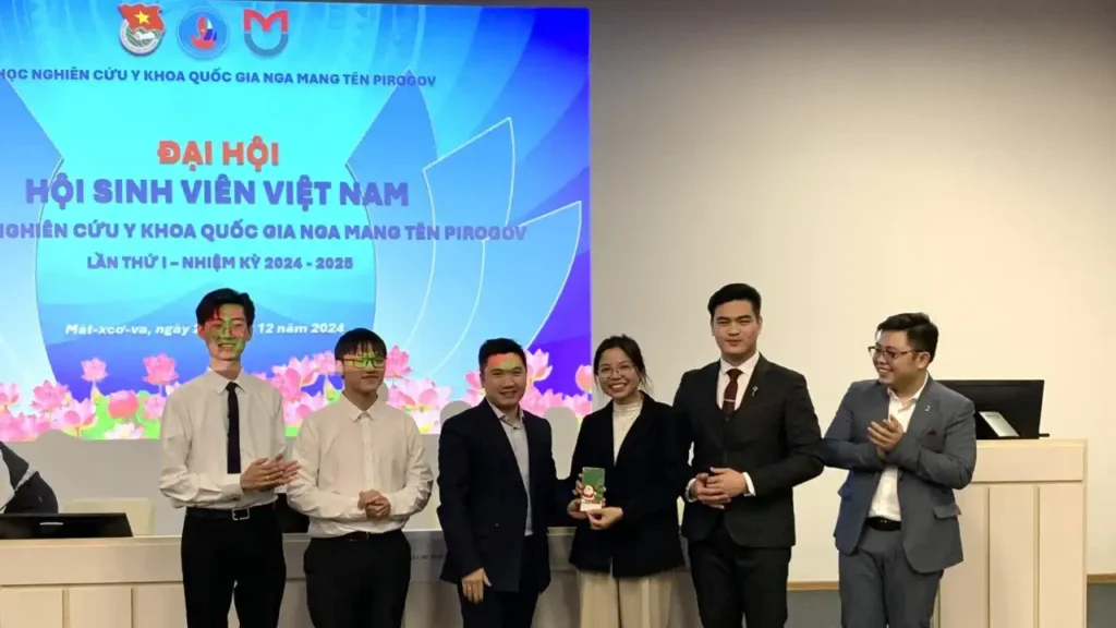 Sinh viên Đại học Pirogov tổ chức Đại hội Hội Sinh viên Y2 lần thứ I, nhiệm kỳ 2024–2025, ngày 22/12/2024